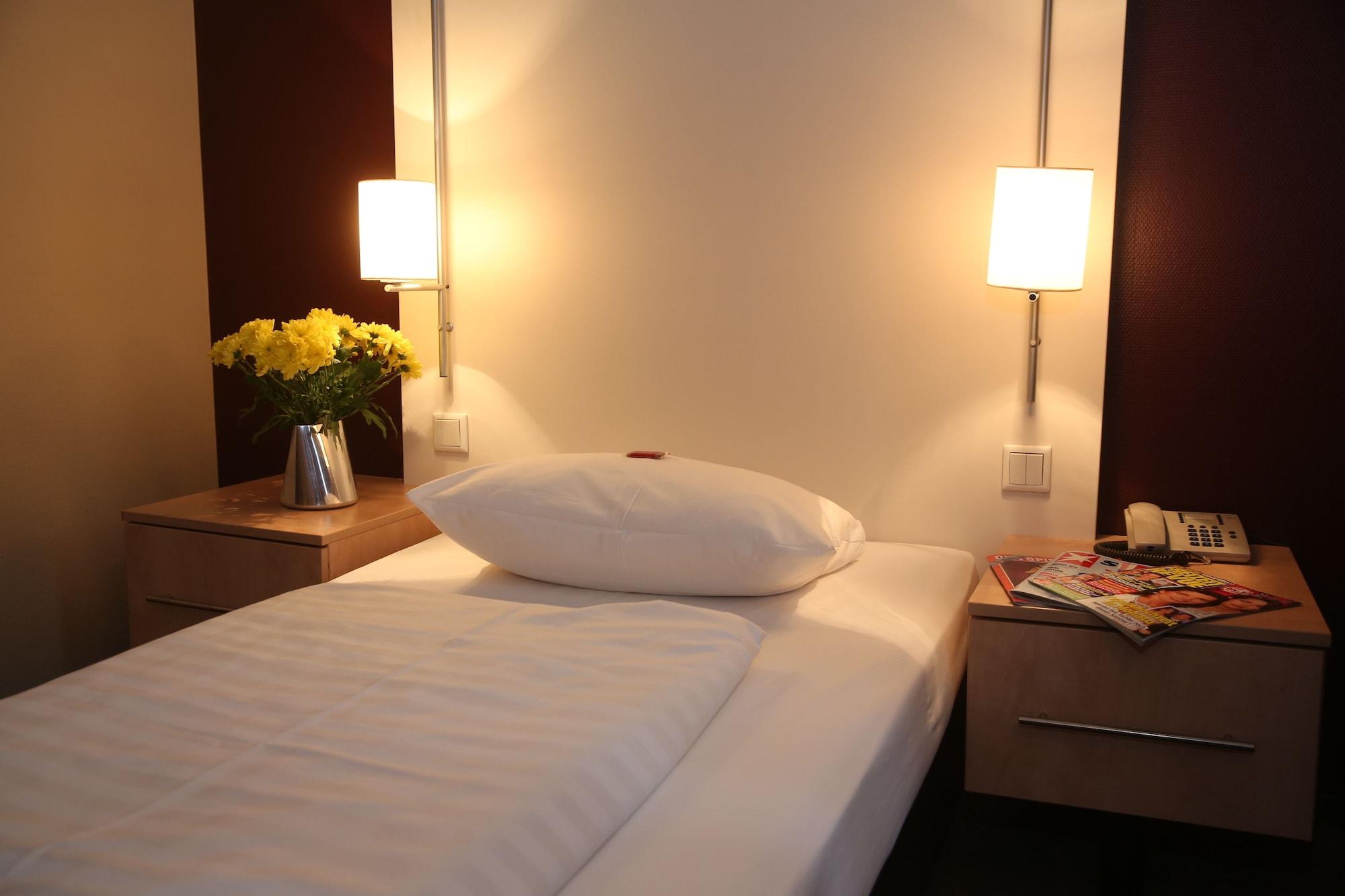 Hotel Columbus Франкфурт-на-Майне Экстерьер фото