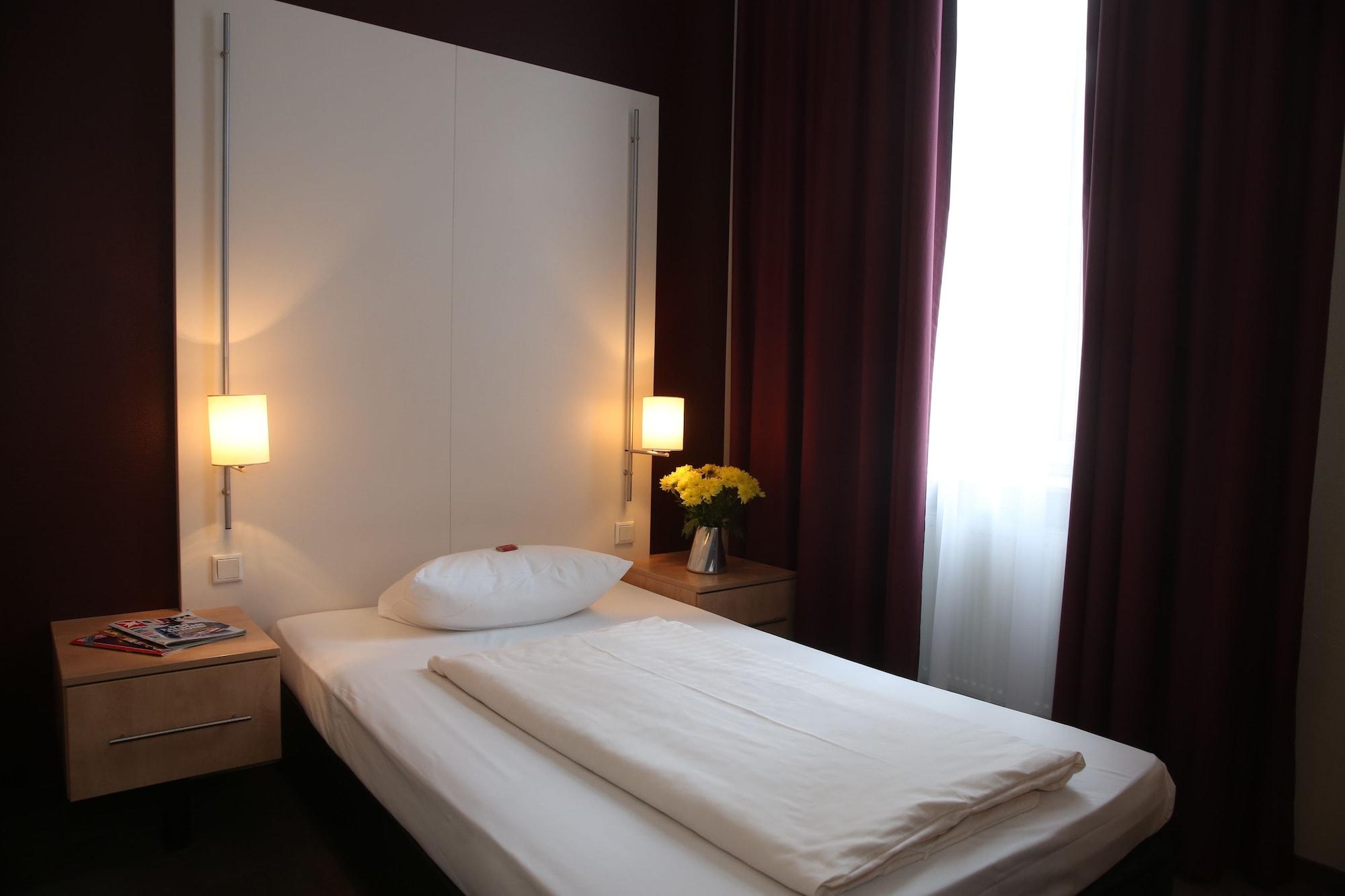 Hotel Columbus Франкфурт-на-Майне Экстерьер фото