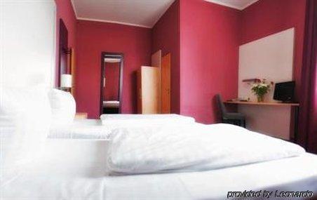 Hotel Columbus Франкфурт-на-Майне Экстерьер фото
