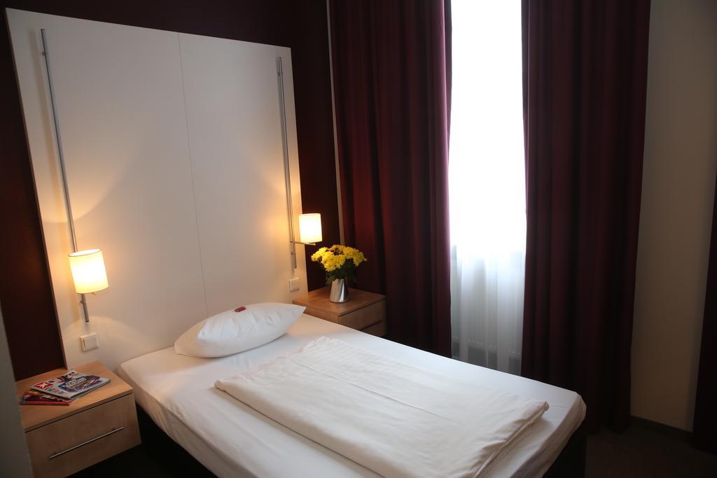 Hotel Columbus Франкфурт-на-Майне Номер фото